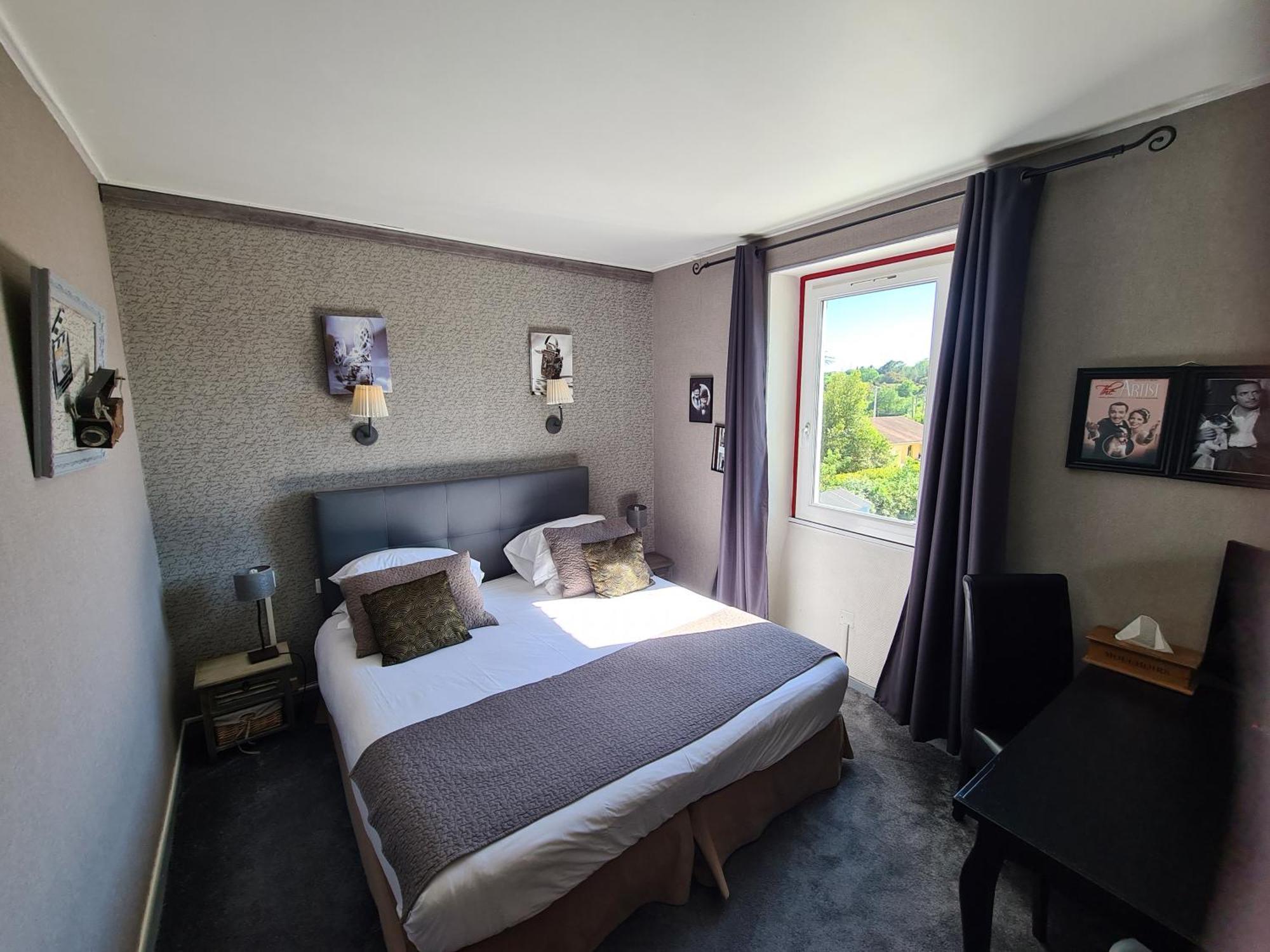 Logis Le Relais Sarrasin Hotell Vezenobres Eksteriør bilde